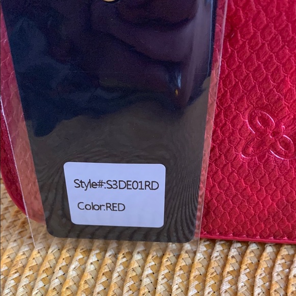 crossi purse LARAGE BRAND NEW - Picture 3 of 9